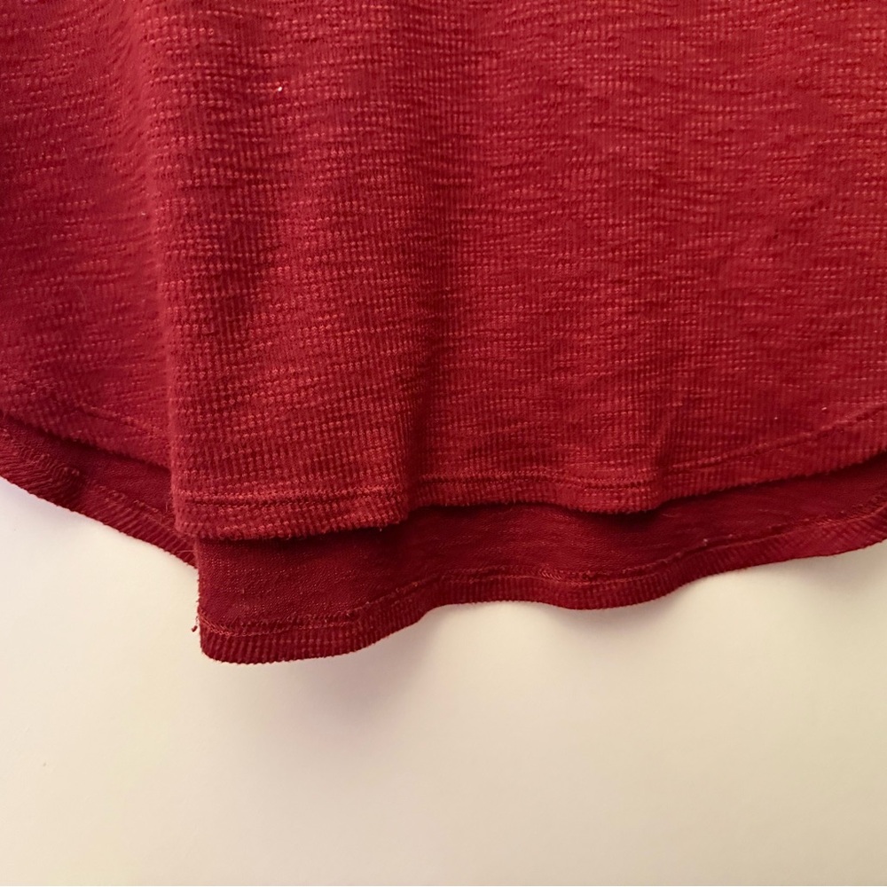 LC Lauren Conrad Red Raglan Ruffled Blouse - Picture 3 of 5